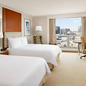 2 Double Beds City View Room